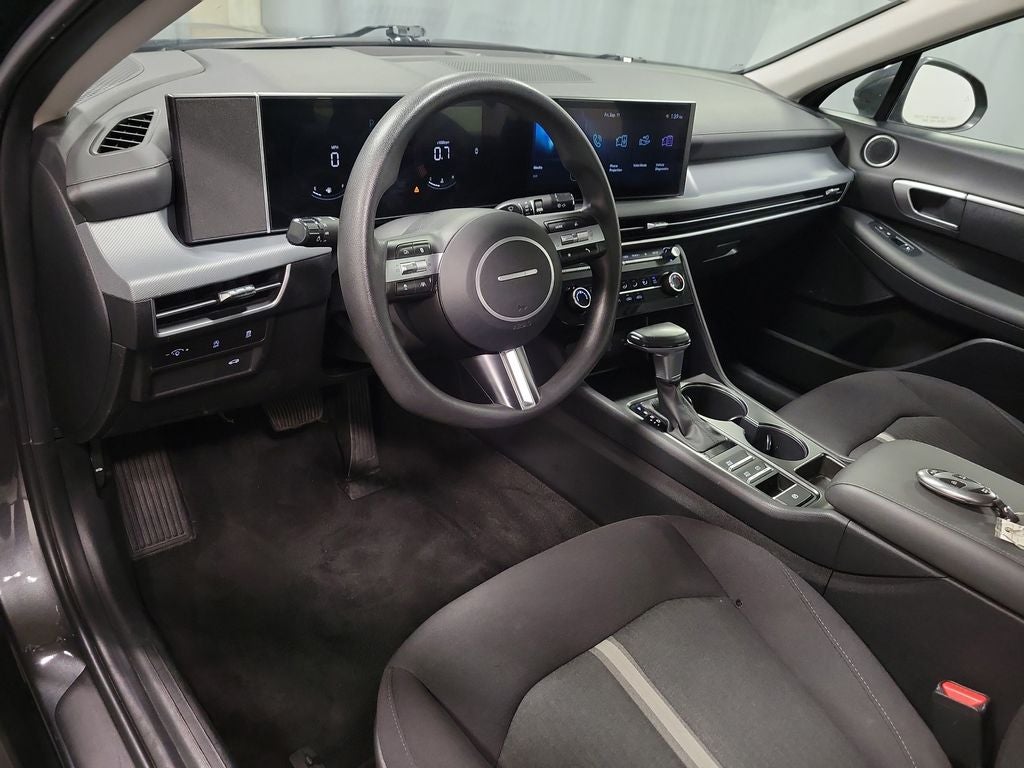 2025 Hyundai Sonata SE