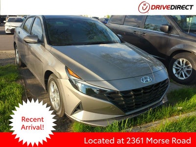 2022 Hyundai Elantra SE