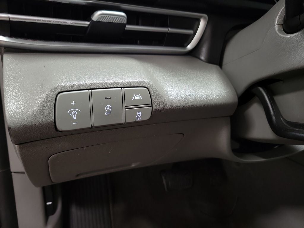 2022 Hyundai Elantra SE