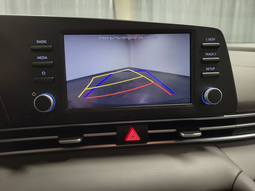 2023 Hyundai Elantra SE