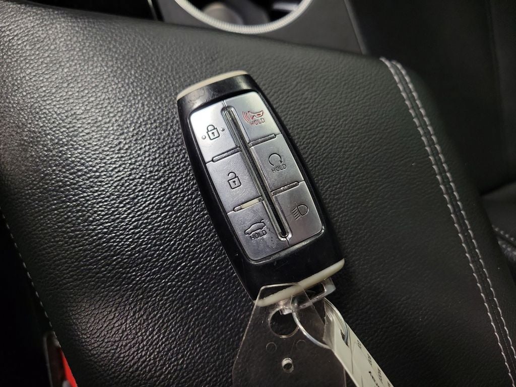 2022 Genesis G70 2.0T