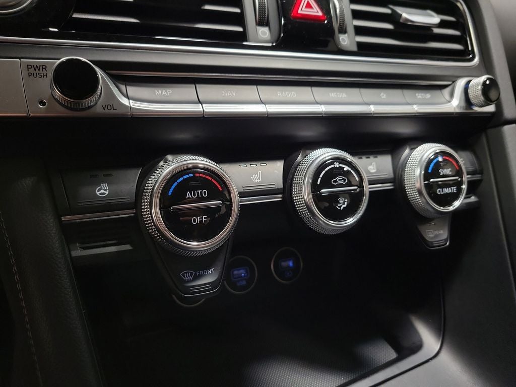 2022 Genesis G70 2.0T