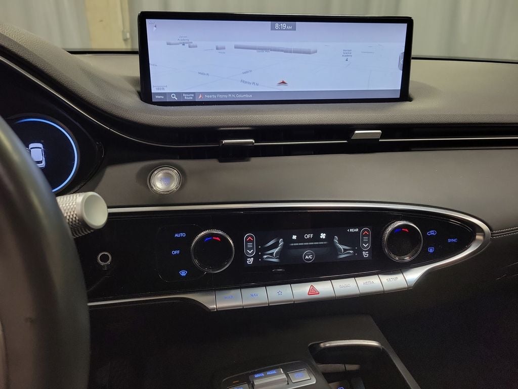2023 Genesis GV70 2.5T