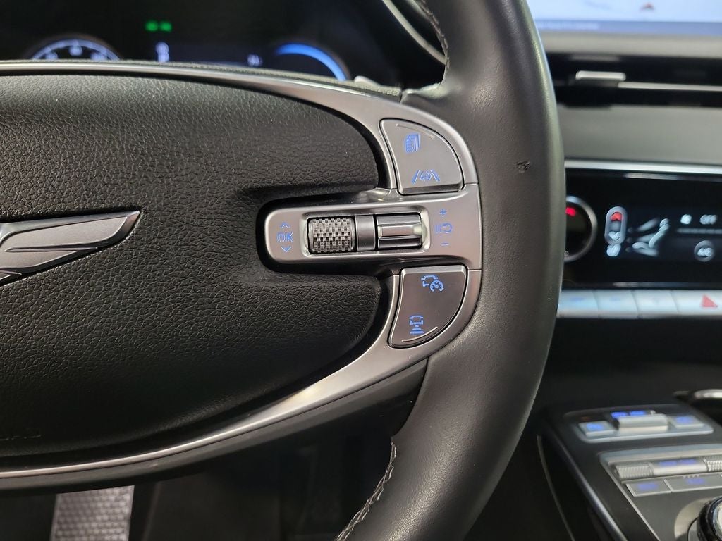 2023 Genesis GV70 2.5T