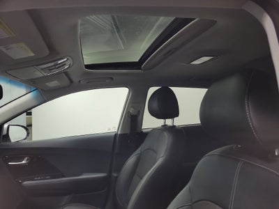 2021 Kia Niro Touring