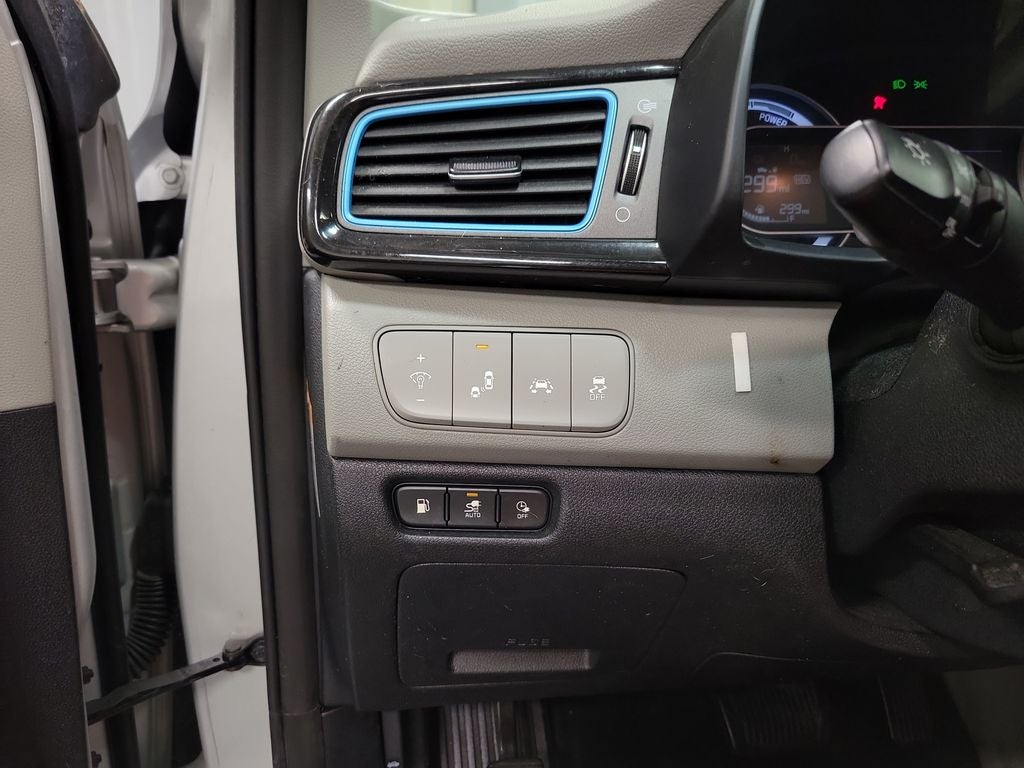 2019 Kia Niro Plug-In Hybrid EX
