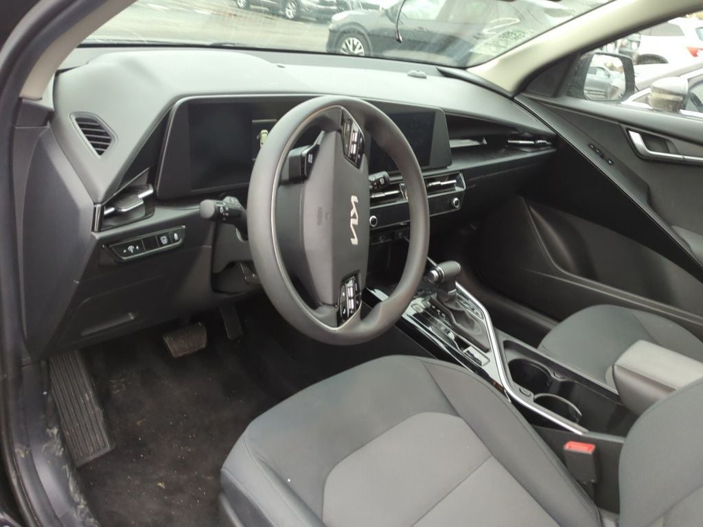 2024 Kia Niro LX