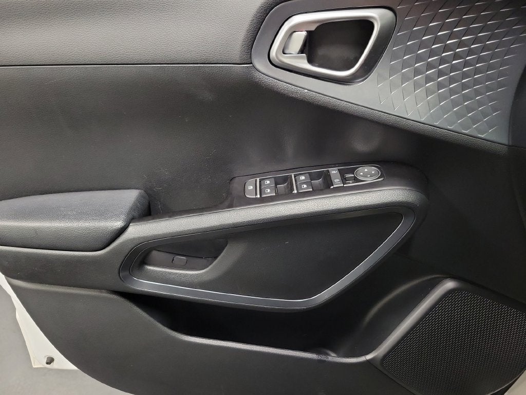 2022 Kia Soul EX