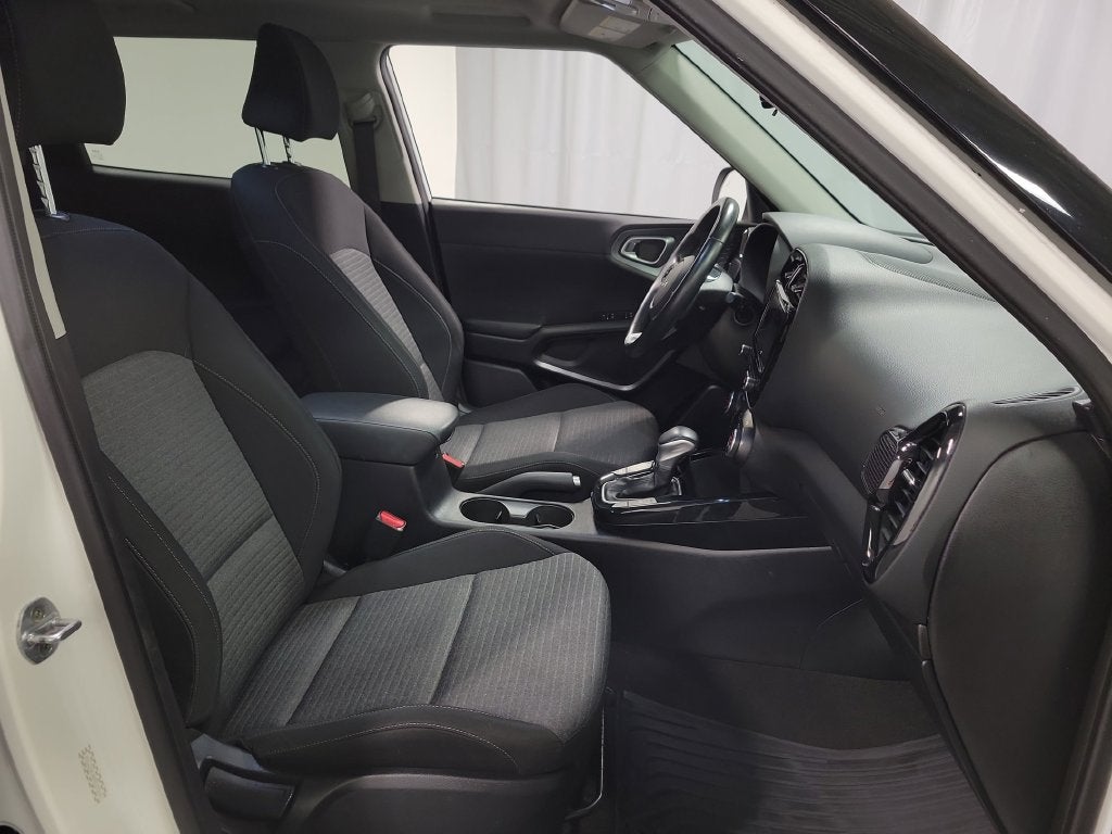 2022 Kia Soul EX