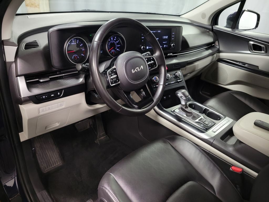 2023 Kia Carnival LX Seat Package