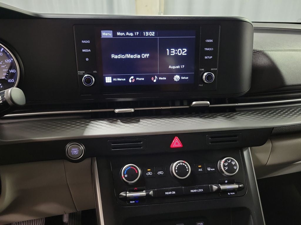 2023 Kia Carnival LX Seat Package