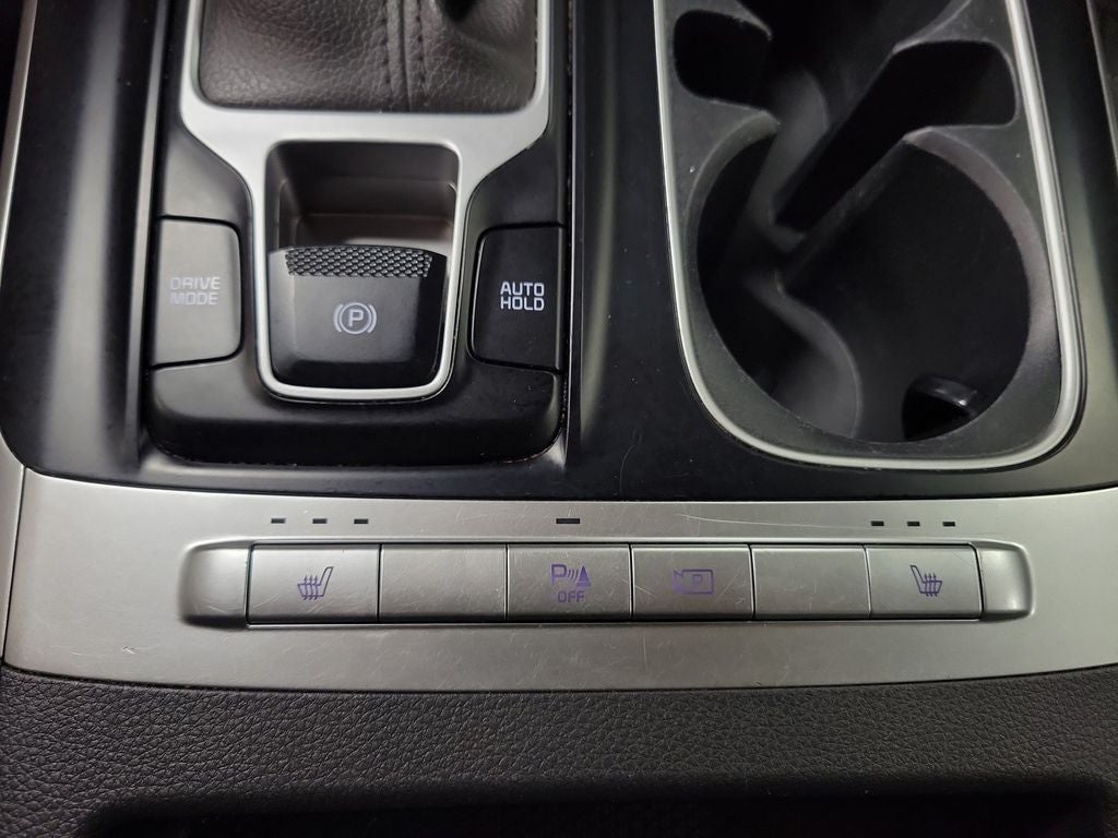 2023 Kia Carnival LX Seat Package