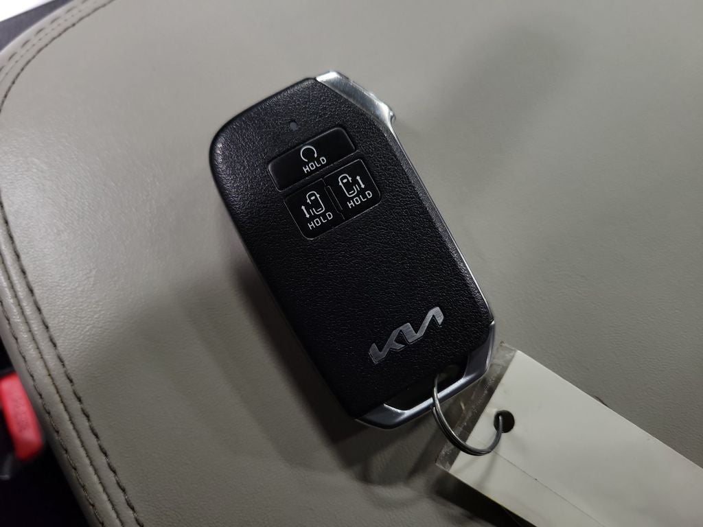 2023 Kia Carnival LX Seat Package