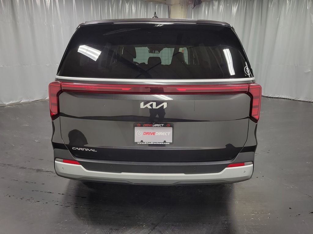 2025 Kia Carnival LXS