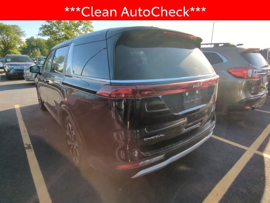 2023 Kia Carnival EX
