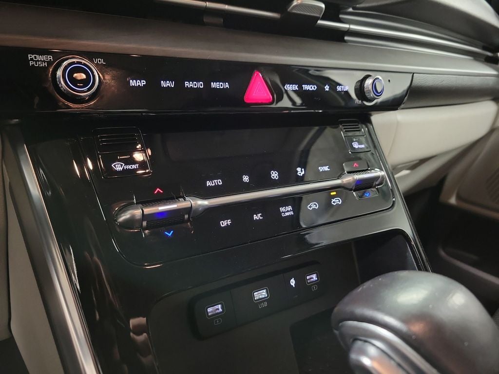 2022 Kia Carnival SX
