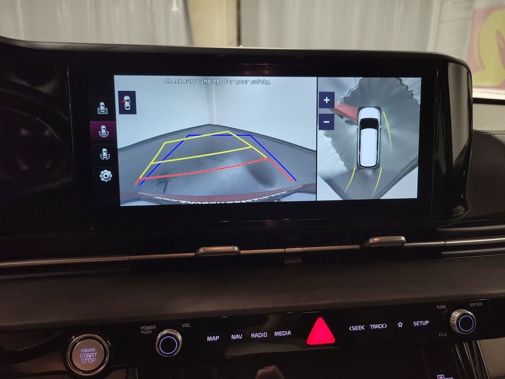 2022 Kia Carnival SX