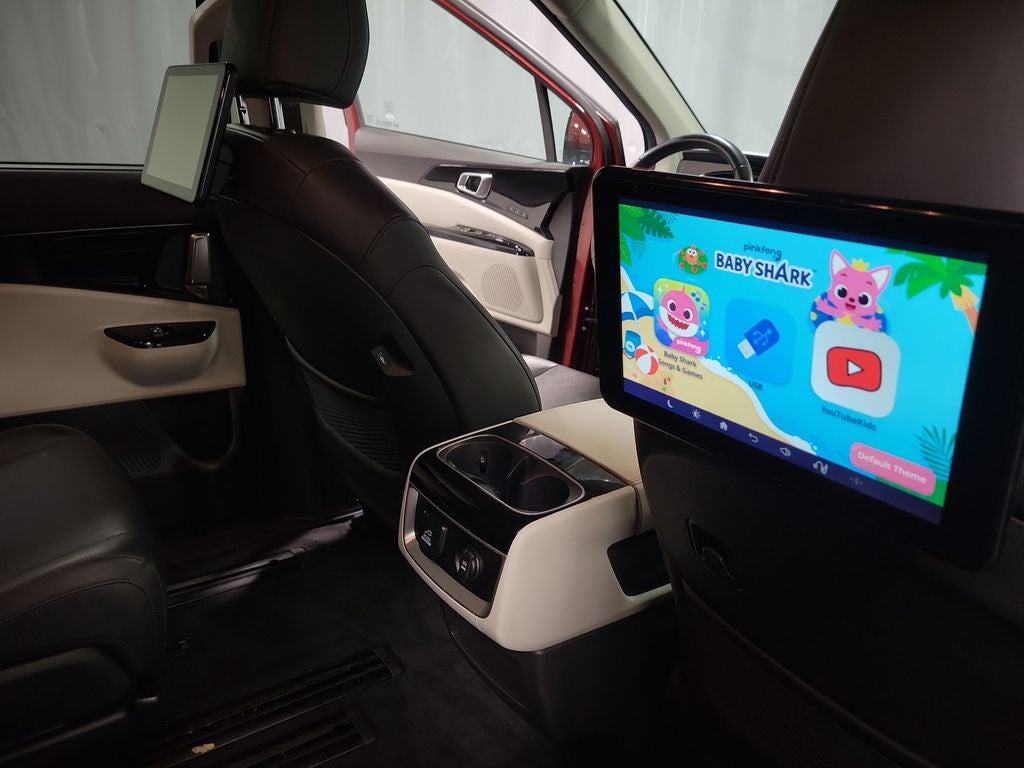 2022 Kia Carnival SX