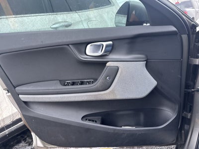 2022 Polestar 2 Long Range Dual Motor