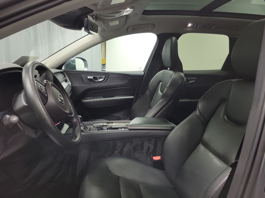 2019 Volvo XC60 T5 Momentum