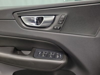 2019 Volvo XC60 T5 Momentum
