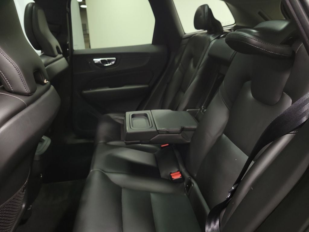 2019 Volvo XC60 T5 Momentum