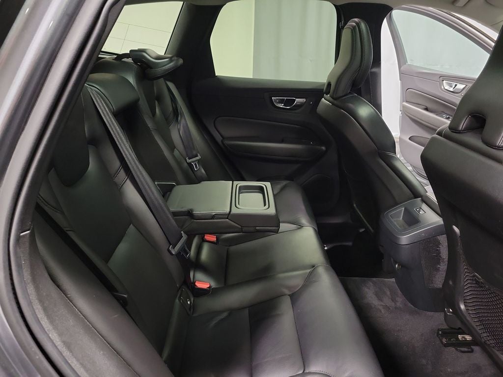 2019 Volvo XC60 T5 Momentum