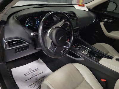 2020 Jaguar F-PACE 30t Prestige