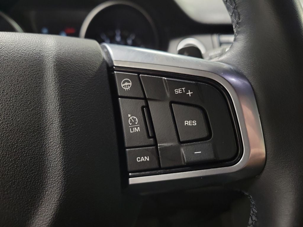 2019 Land Rover Discovery Sport SE