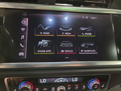 2020 Audi Q3 Premium quattro