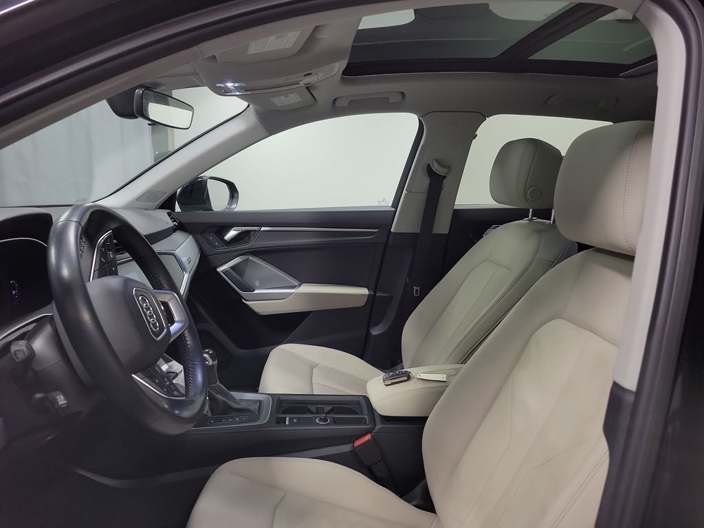 2020 Audi Q3 Premium quattro