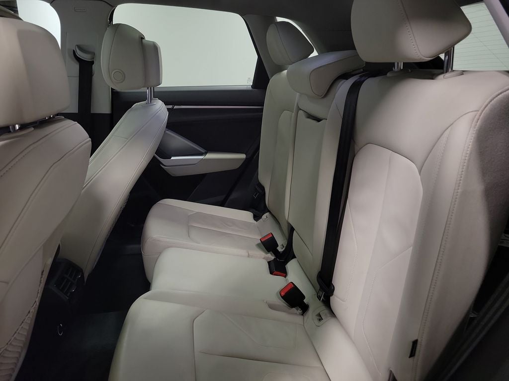 2020 Audi Q3 Premium quattro