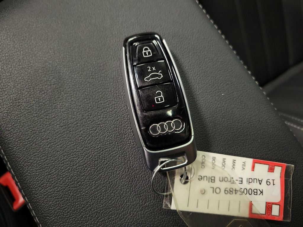 2019 Audi e-tron Premium Plus quattro