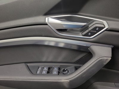 2019 Audi e-tron Premium Plus quattro