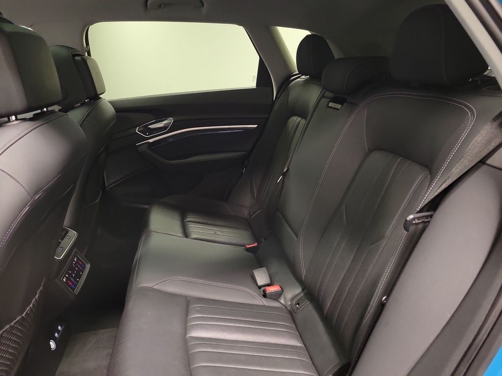 2019 Audi e-tron Premium Plus quattro