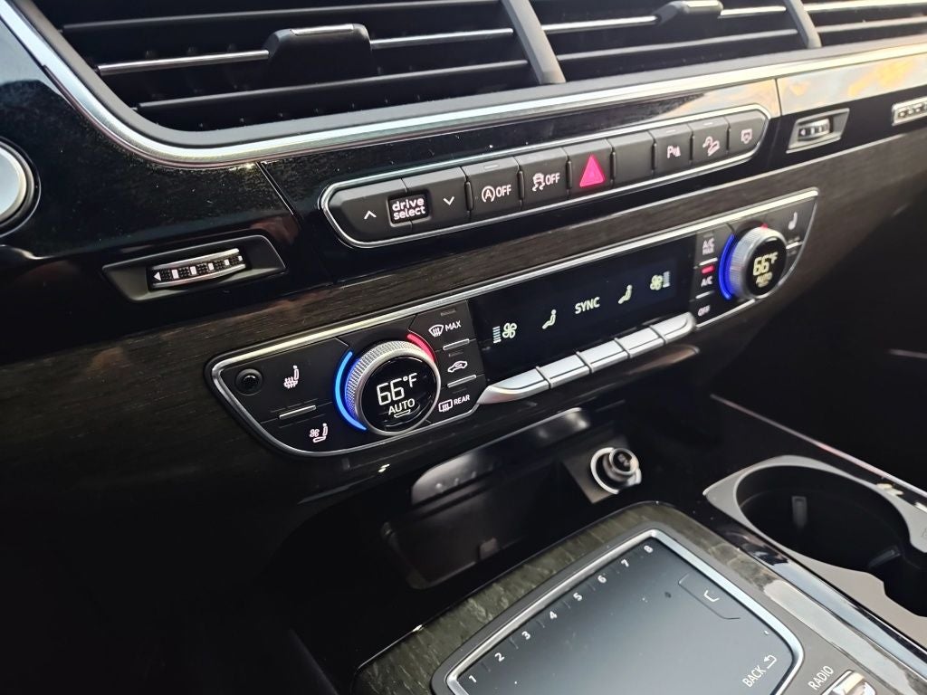 2018 Audi Q7 3.0T Prestige quattro