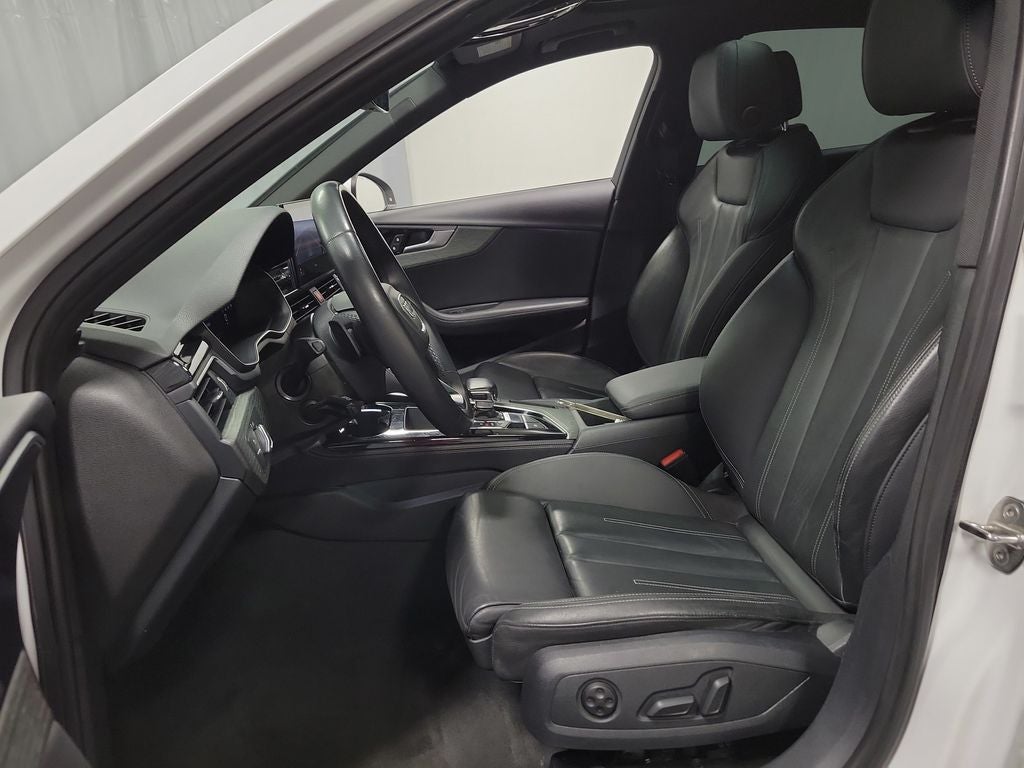 2023 Audi A4 45 S line Premium Plus quattro