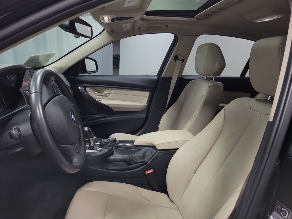 2015 BMW 3 Series 320i