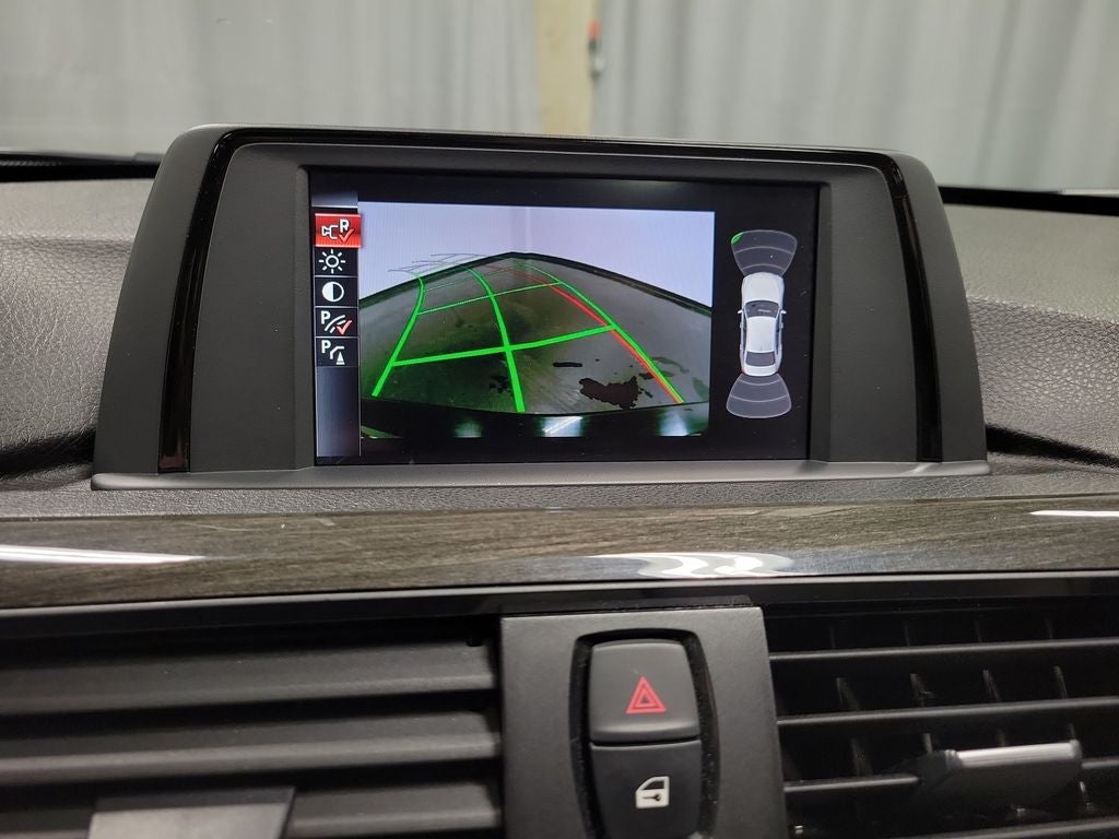 2015 BMW 3 Series 320i