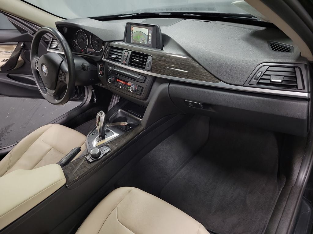 2015 BMW 3 Series 320i