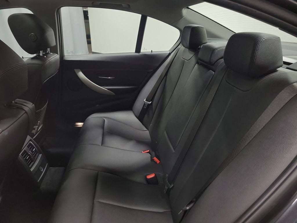 2018 BMW 3 Series 320i xDrive