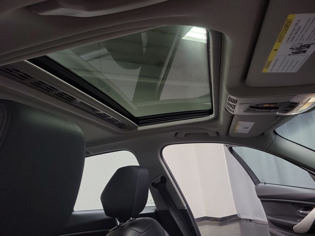 2018 BMW 3 Series 320i xDrive