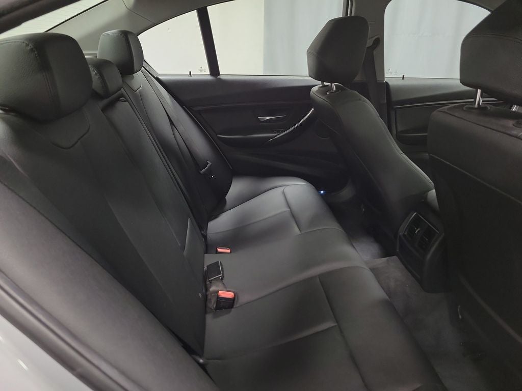 2016 BMW 3 Series 320i xDrive