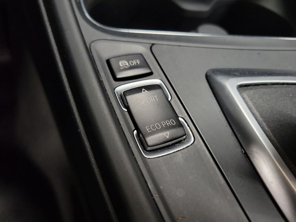2016 BMW 3 Series 320i xDrive