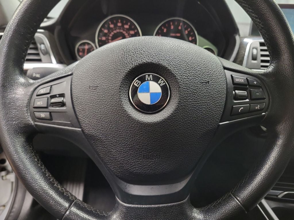 2016 BMW 3 Series 320i xDrive