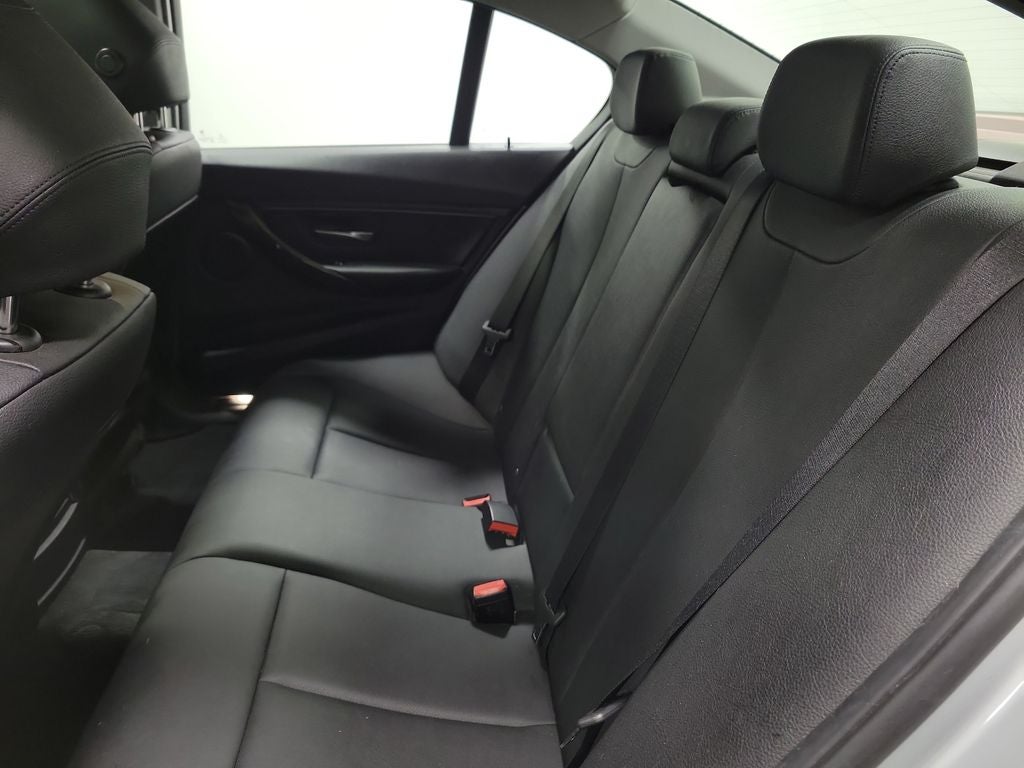 2016 BMW 3 Series 320i xDrive