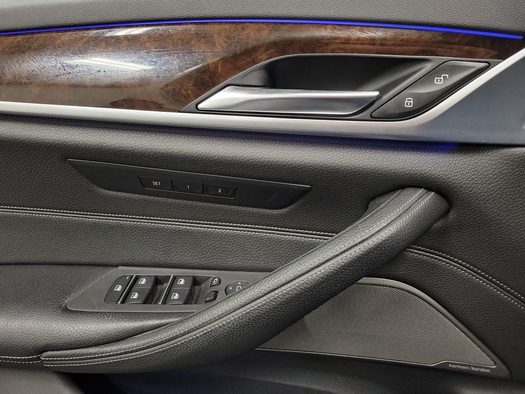 2017 BMW 5 Series 540i xDrive