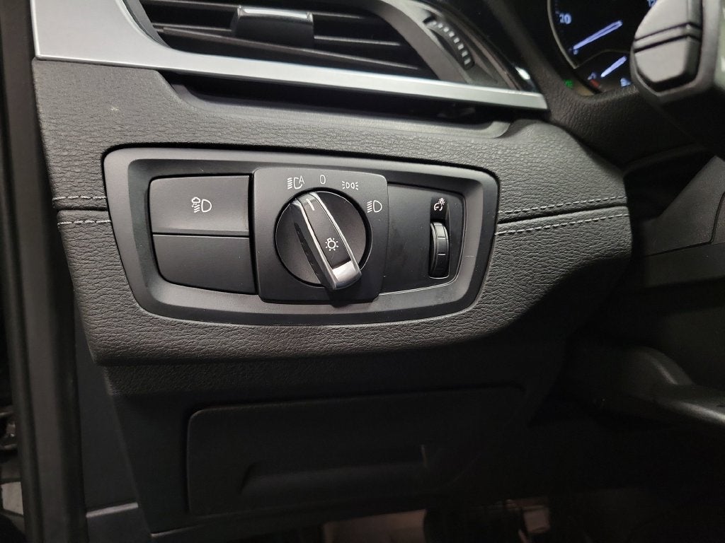 2023 BMW X2 xDrive28i