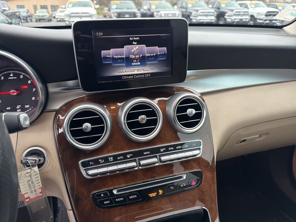 2017 Mercedes-Benz GLC GLC 300