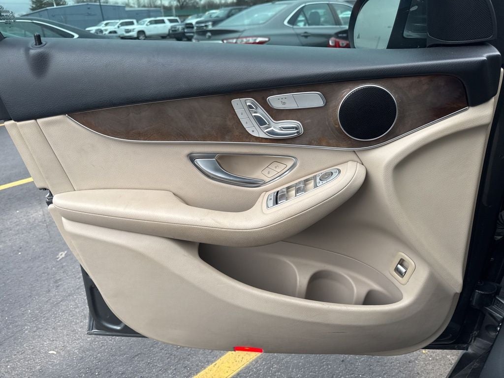 2017 Mercedes-Benz GLC GLC 300